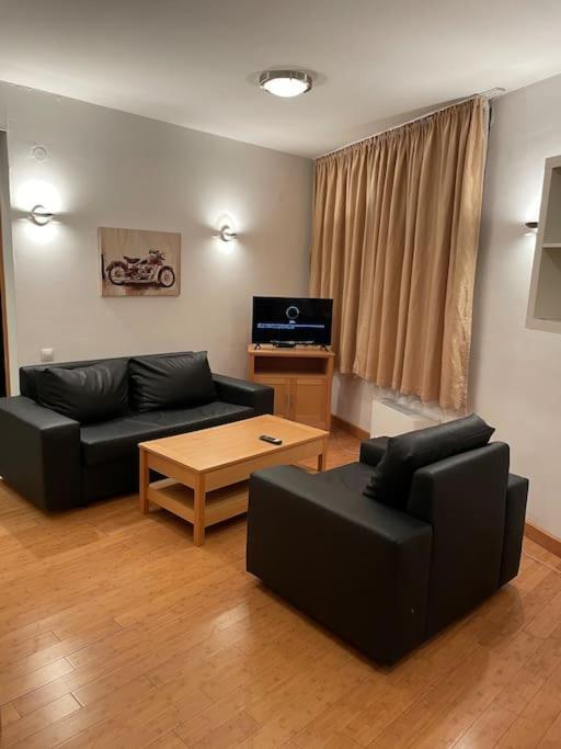 Slivercity Next To Paradise Mall София Екстериор снимка