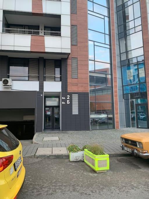 Slivercity Next To Paradise Mall София Екстериор снимка