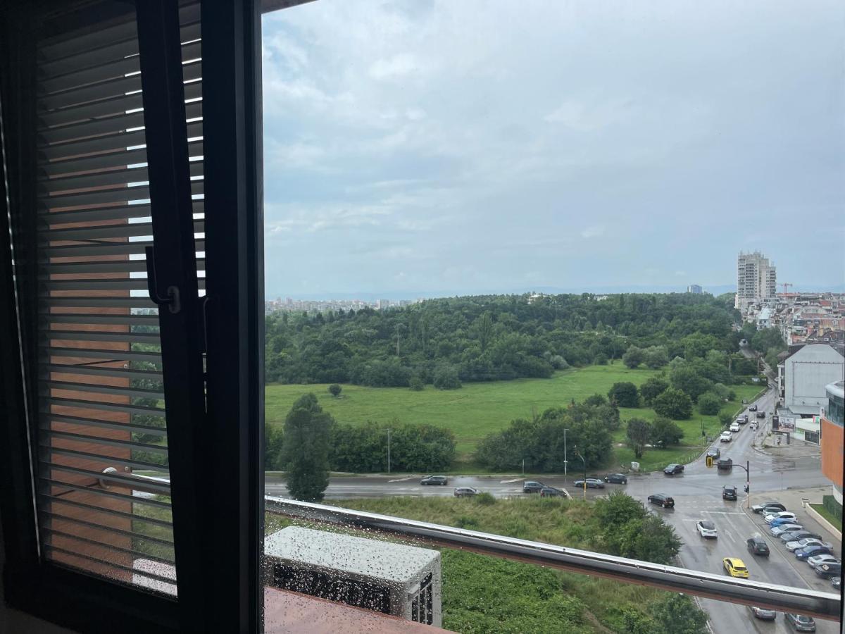 Slivercity Next To Paradise Mall София Екстериор снимка